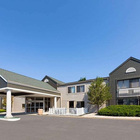 La Quinta Inn By Wyndham Sheboygan Exteriér fotografie