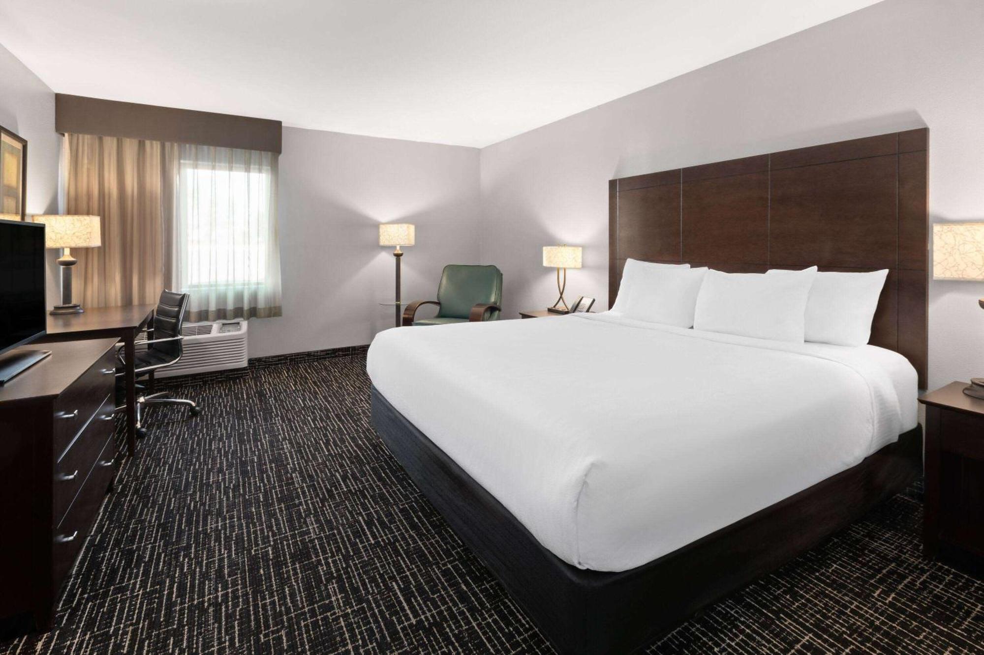La Quinta Inn By Wyndham Sheboygan Exteriér fotografie